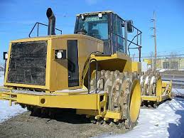 CAT 825G