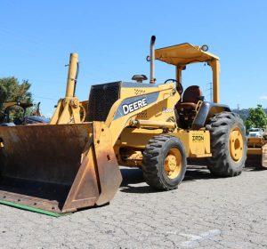 2006 DEERE 210LE SKIP LOADER