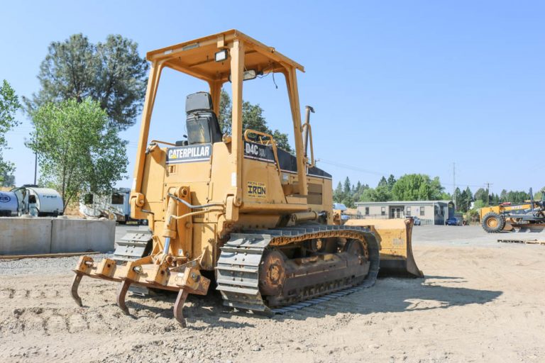 2000 Caterpillar D4C XL Dozer For Sale, 2000 CAT D4C for sale