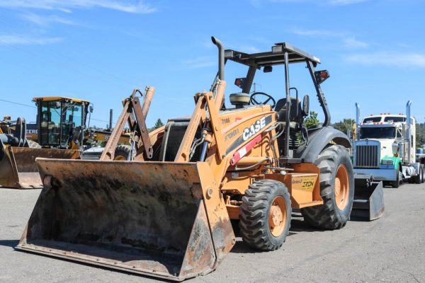 2011 CASE 570MXT SKIP LOADER FOR SALE