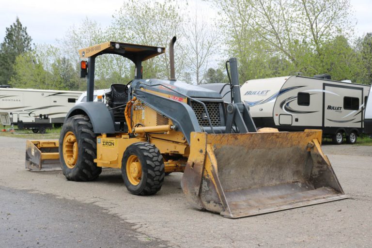 2011 DEERE 210LJ SKIP LOADER Pacific Coast Iron Used Heavy