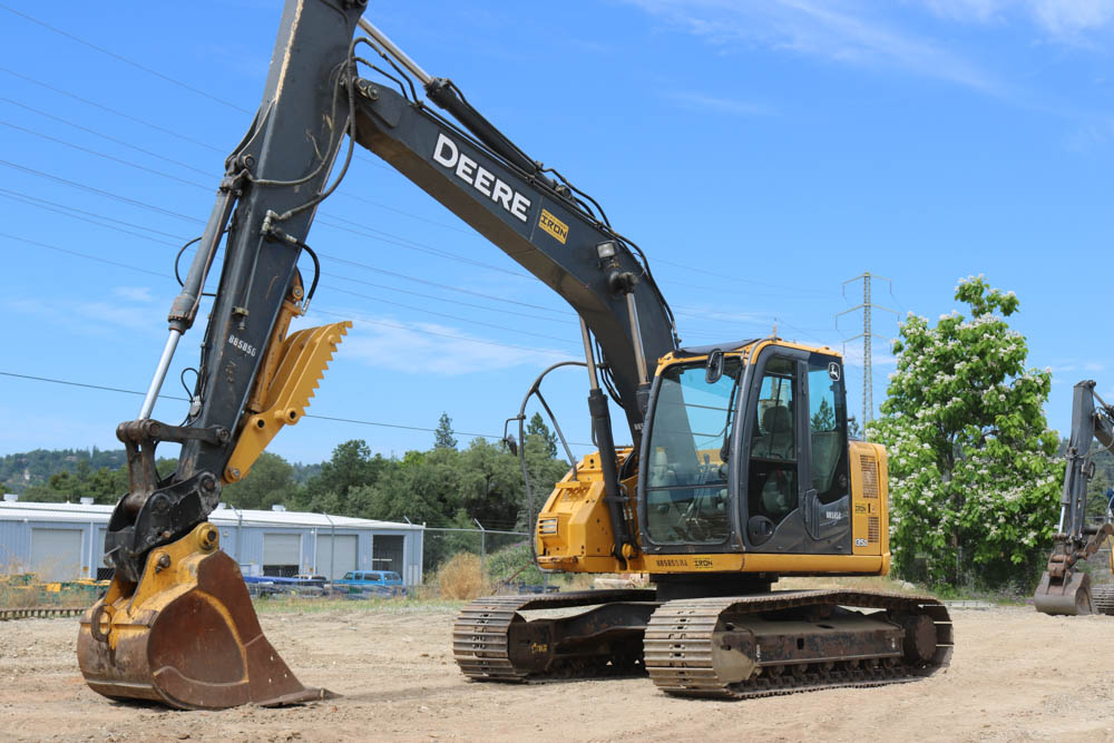 Excavator Equipment Rentals (Mini Excavator & Full-Size Excavators)