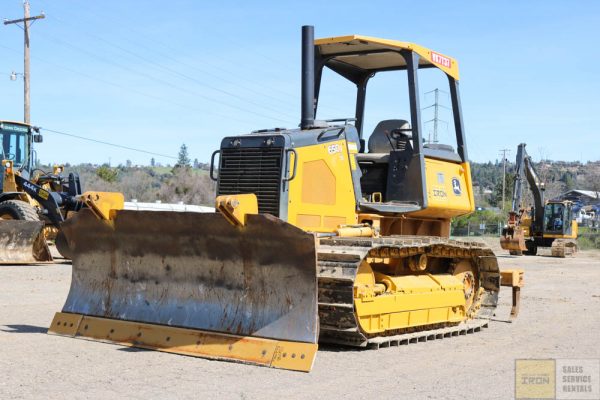 2012_DEERE_650J_DOZER_FOR_SALE