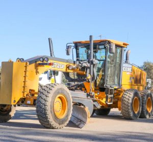 2015 DEERE 672GP MOTOR GRADER-SOLD