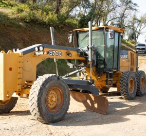 2010 DEERE 670G MOTOR GRADER