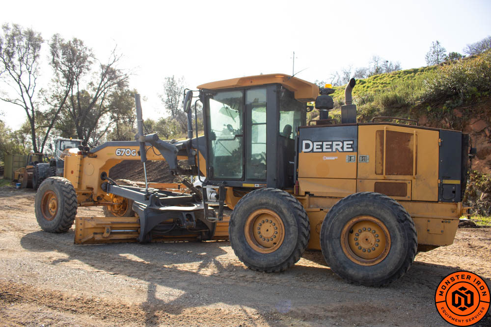 2010_DEERE__670G_02 (1 of 1)