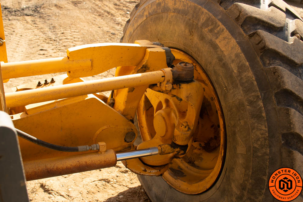 2010_DEERE__670G_25 (1 of 1)