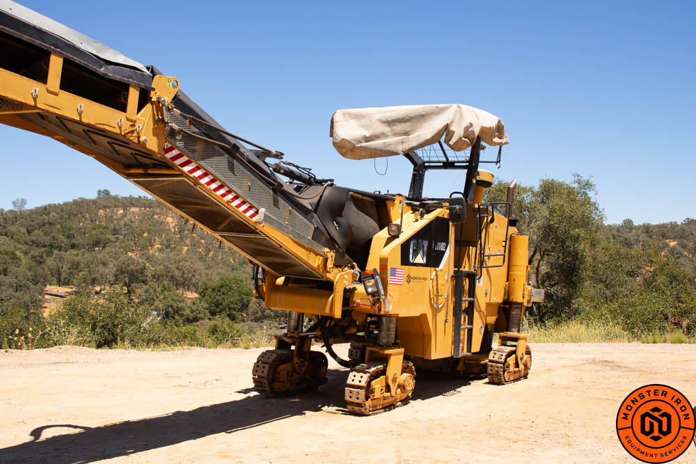 2011_CAT__PM102_COLD_PLANER