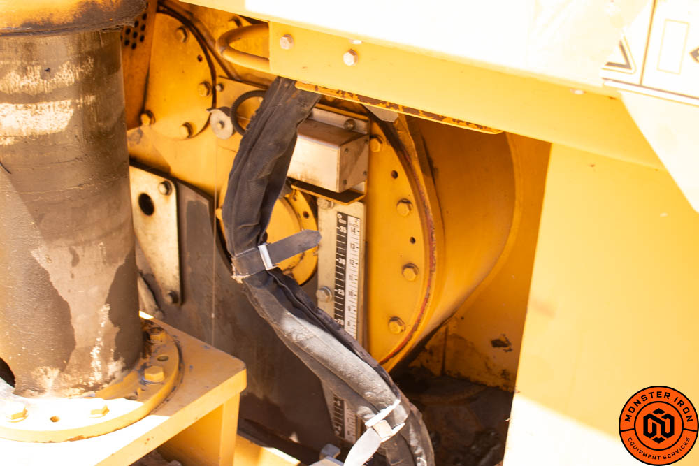 2011_CAT__PM102_14 (1 of 1)